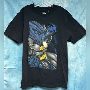 Vintage Rare Batman T shirt Tee
Size: Large but also fits great on Medium